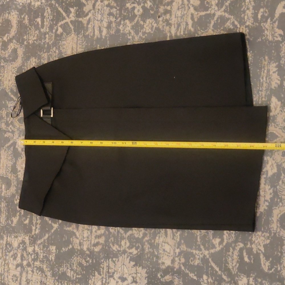 Karen Millen Black Pencil Assymetrical Lined Skirt with Buckle Detail Sz 2 - Picture 9 of 11